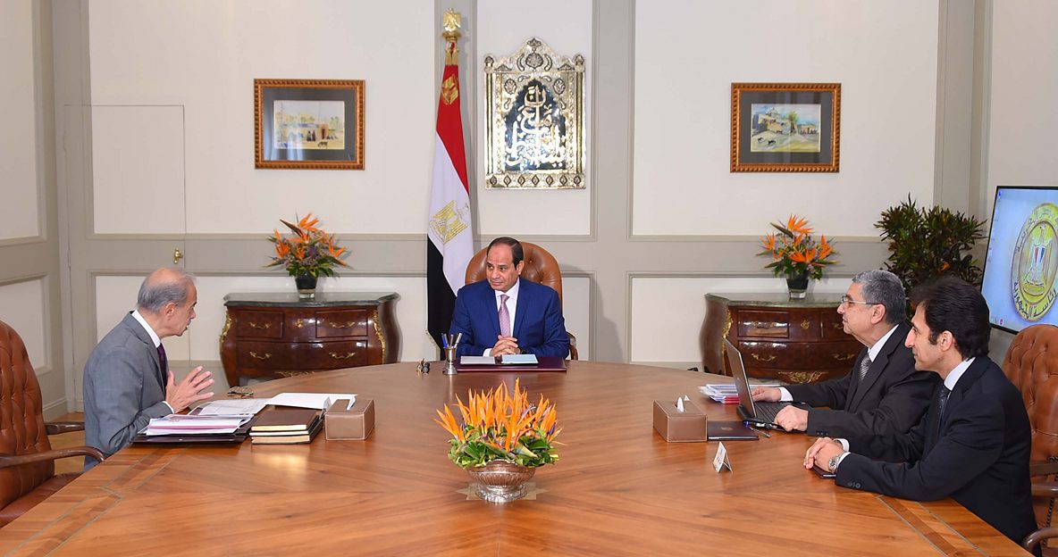 الرئيس عبد الفتاح السيسي الرئيس عبد الفتاح السيسي