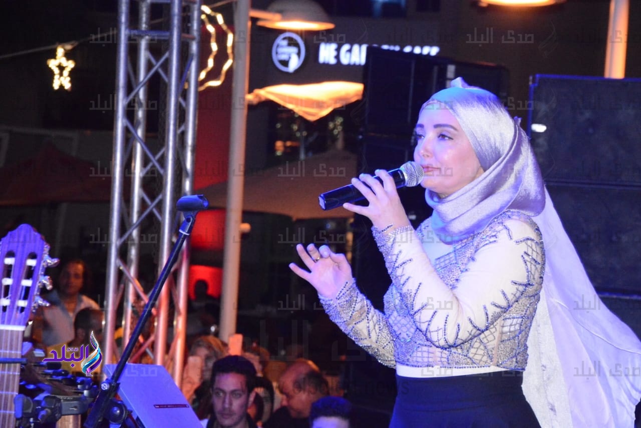 عايدة الأيوبي تتألق فى سهرة رمضانية