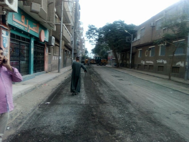 استكمال أعمال رصف شوارع حى شرق وغرب مدينة أسيوط استكمال أعمال رصف شوارع حى شرق وغرب مدينة أسيوط