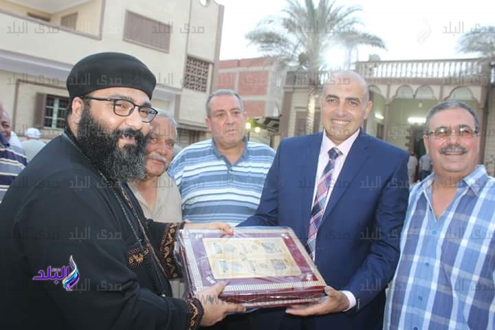 مصحف مطلي بالذهب مصحف مطلي بالذهب