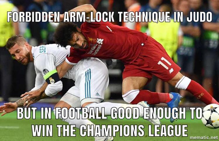 لحطظة إصابة محمد صلاح