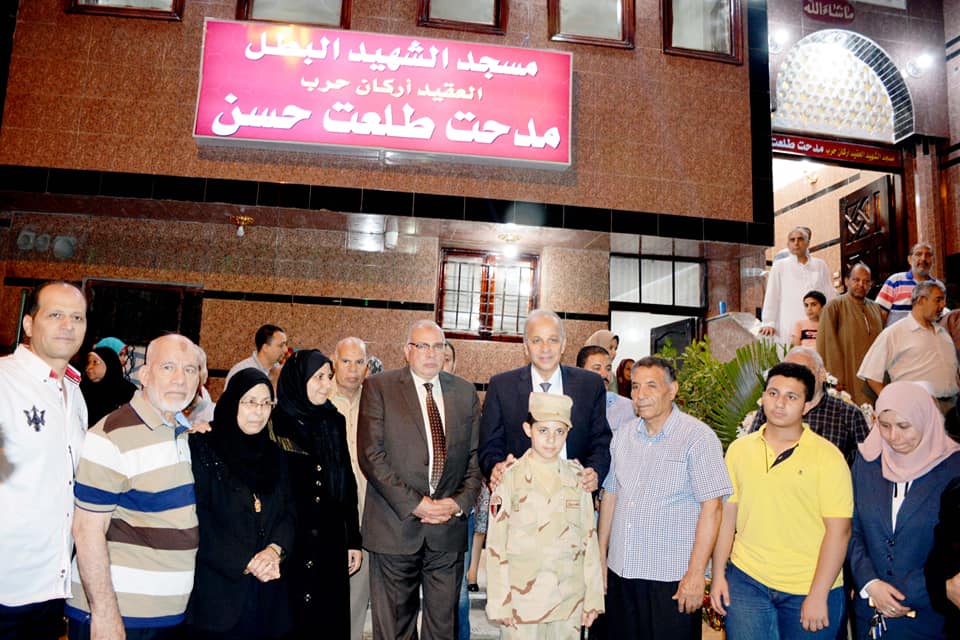 محافظ القليوبية يفتتح مسجد الشهيد العقيد مدحت طلعت محافظ القليوبية يفتتح مسجد الشهيد العقيد مدحت طلعت