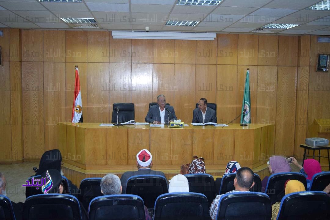 اجتماع محافظ المنيا