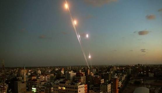 فصائل فلسطينية تقصف بلدات إسرائيلية