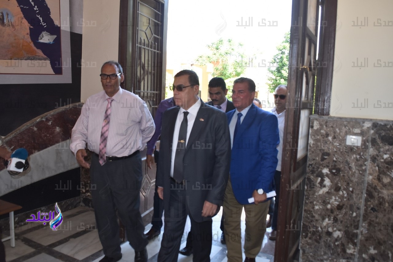 محافظ الفيوم يتابع سير امتحانات الثانوية العامة 