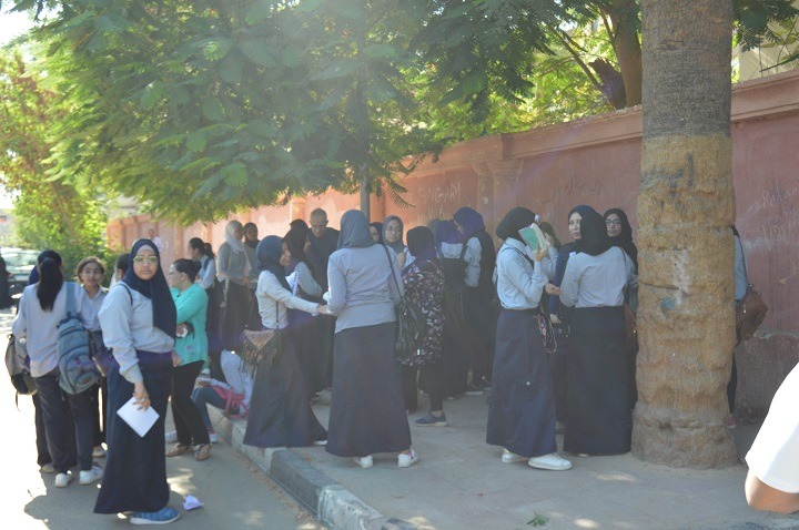طلاب ثانوية عامة طلاب ثانوية عامة