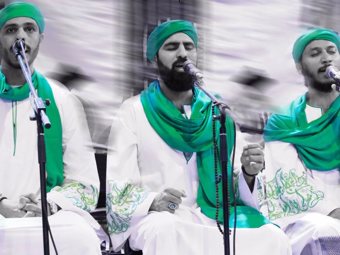 فرقة "الحضرة" للإنشاد الصوفي تنظم سهرة روحانية بأوبرا دمنهو  فرقة "الحضرة" للإنشاد الصوفي تنظم سهرة روحانية بأوبرا دمنهو