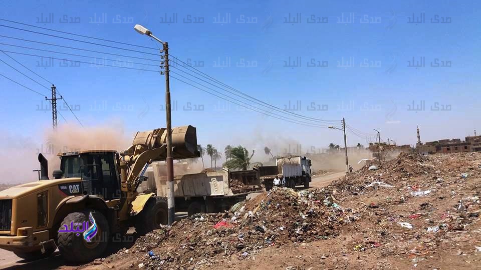 رفع 400 طن مخلفات صلبة بقرية الدويرات رفع 400 طن مخلفات صلبة بقرية الدويرات