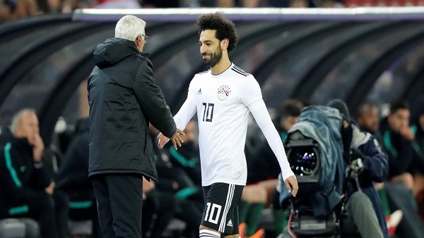 محمد صلاح وهيكتور كوبر محمد صلاح وهيكتور كوبر