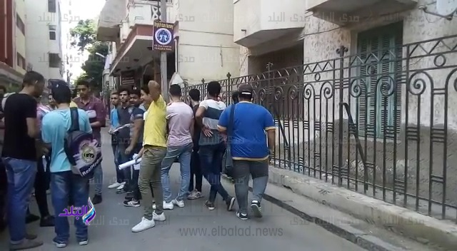  طلاب الثانوية بالإسكندرية ينتظمون في اللجان اللغة الأجنبية 