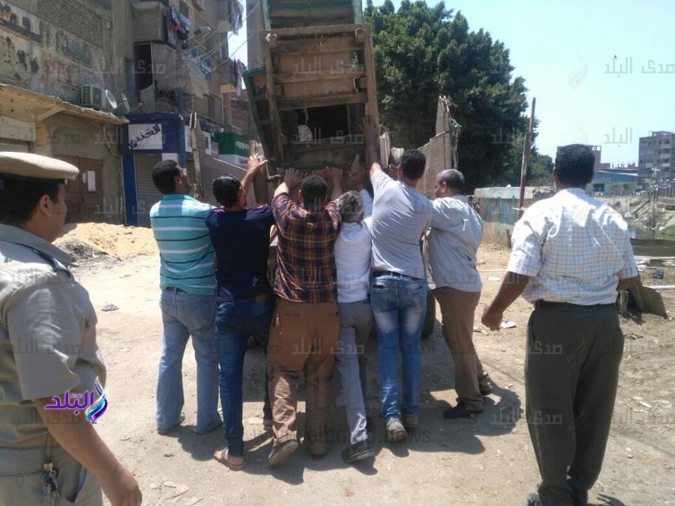 حملة موسعة لازالة الاشغالات بشبين القناطر..صور حملة موسعة لازالة الاشغالات بشبين القناطر..صور