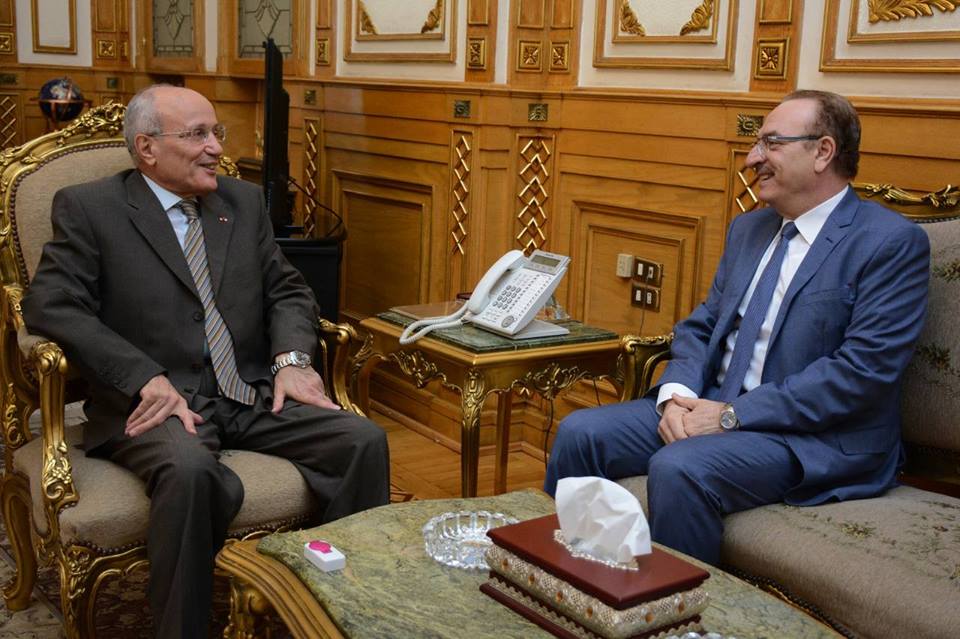 العصار يلتقي محافظ بنى سويف لمناقشة موضوعات التعاون المشترك العصار يلتقي محافظ بنى سويف لمناقشة موضوعات التعاون المشترك