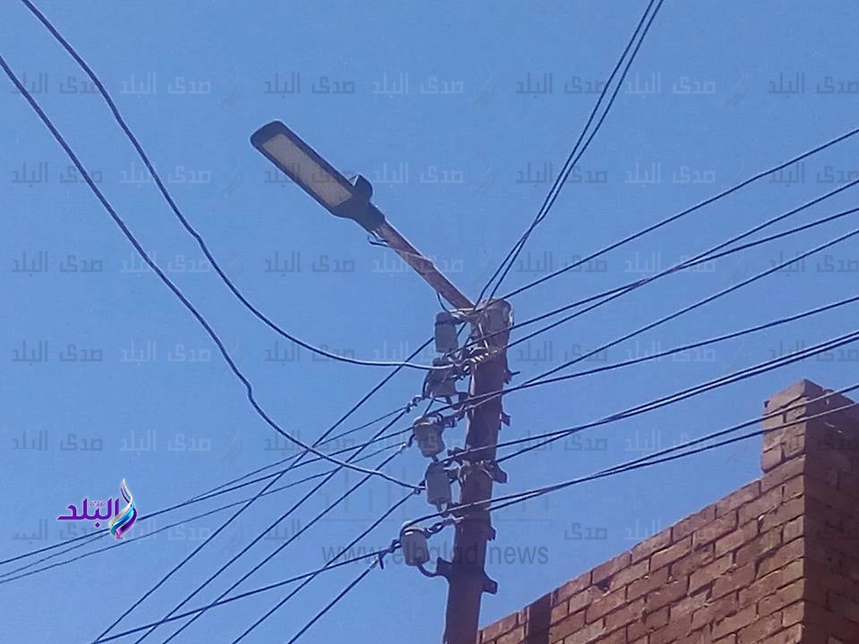 تركيب 110 كشاف ليد بشوارع الخارجة
