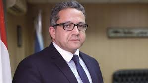 وزير الأثار خالد العنانى 