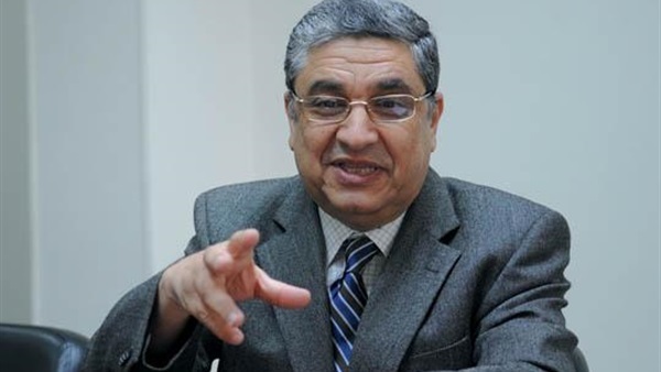 الدكتور محمد شاكر وزير الكهرباء الدكتور محمد شاكر وزير الكهرباء