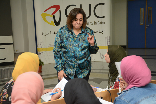 ورشة عمل بالجامعة الألمانية ورشة عمل بالجامعة الألمانية