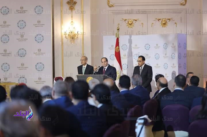 السيسي في حفل إفطار الأسرة المصرية السيسي في حفل إفطار الأسرة المصرية