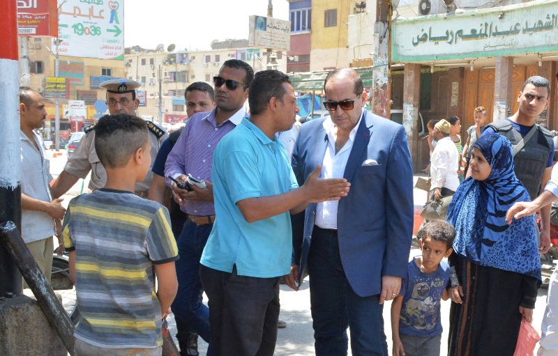 جولة ميدانية لمحافظ سوهاج جولة ميدانية لمحافظ سوهاج