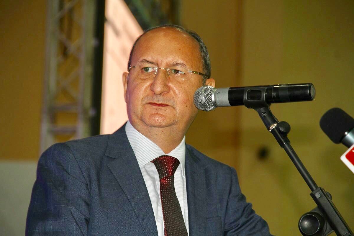 عمرو  نصار 