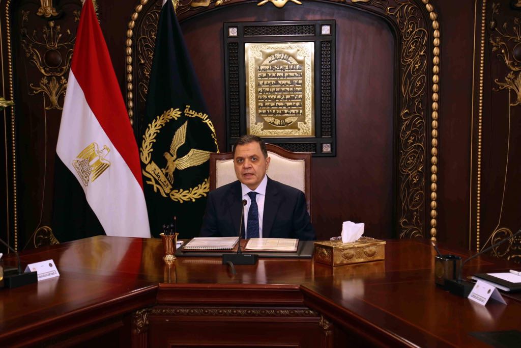 اللواء محمود توفيق وزير الداخلية 
