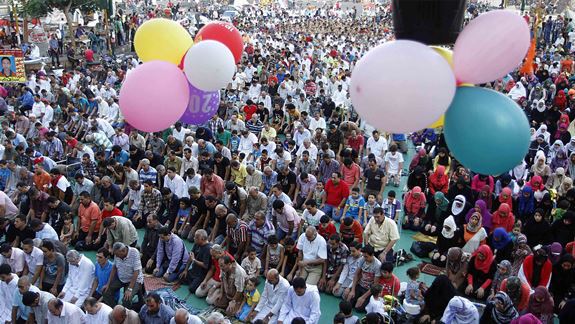 صلاة العيد يوم الجمعة