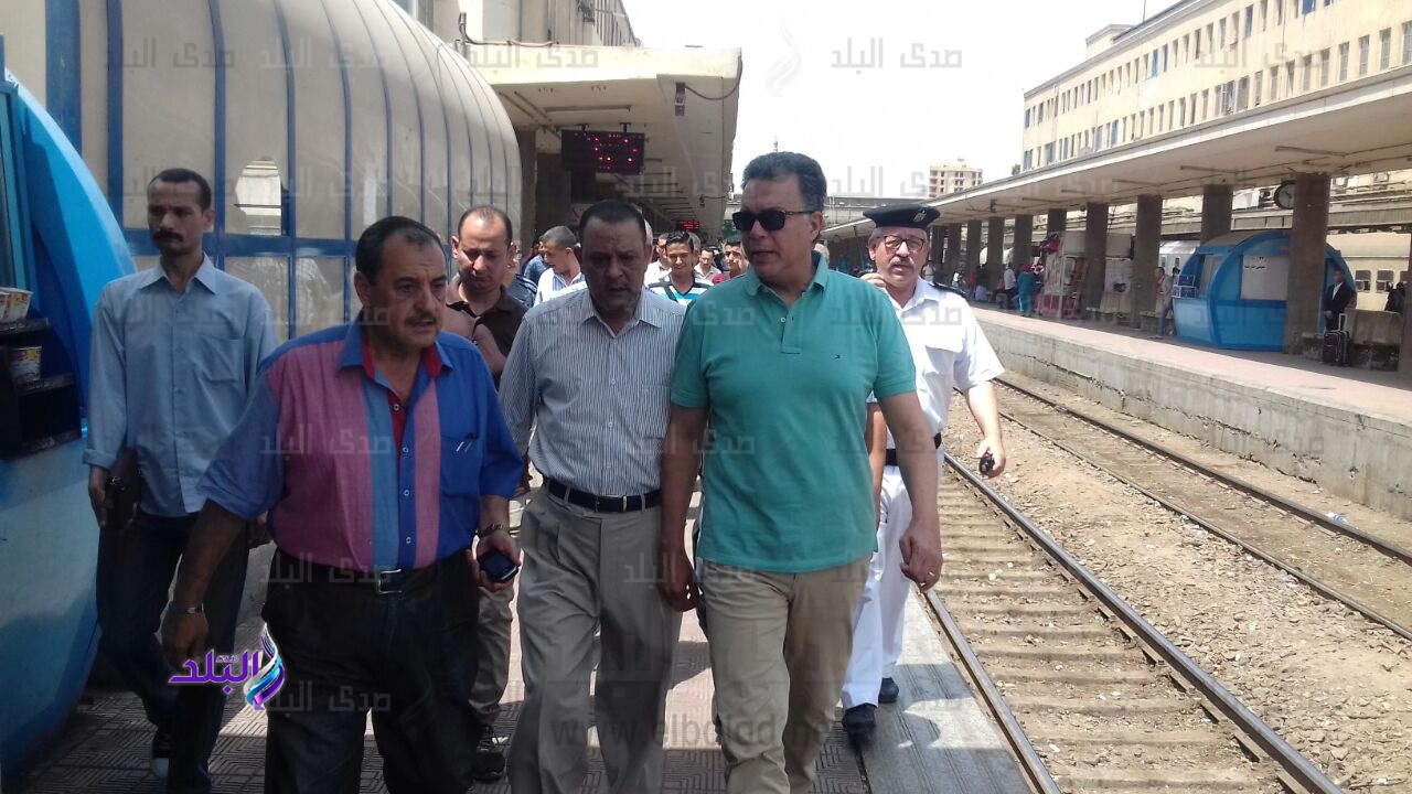 وزير النقل يتفقد السكة والحديد ومترو الأنفاق وزير النقل يتفقد السكة والحديد ومترو الأنفاق