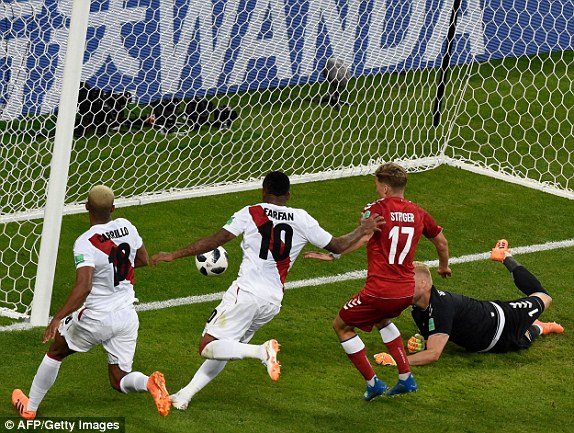 مباراة الدانمارك وبيرو