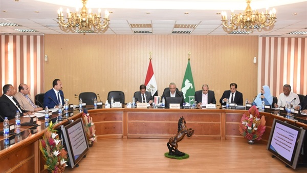 اجتماع محافظ الشرقية 