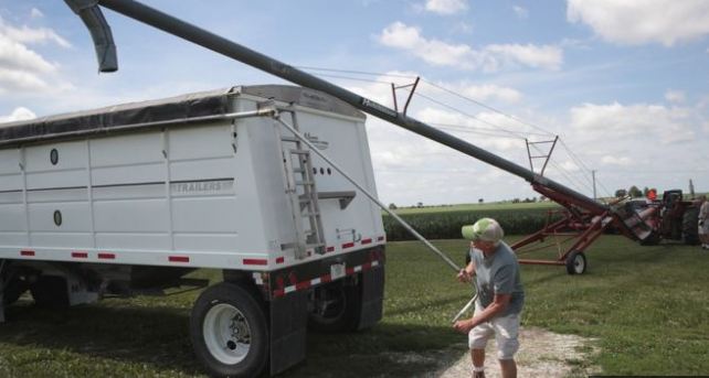 الاعلام الصيني يسخر من ترامب