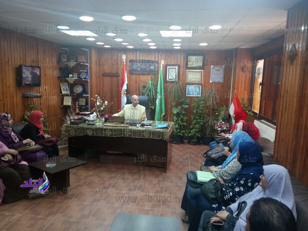 وكيل صحة الشرقية يناقش مشكلات سير العمل بالمستشفيات .. صور