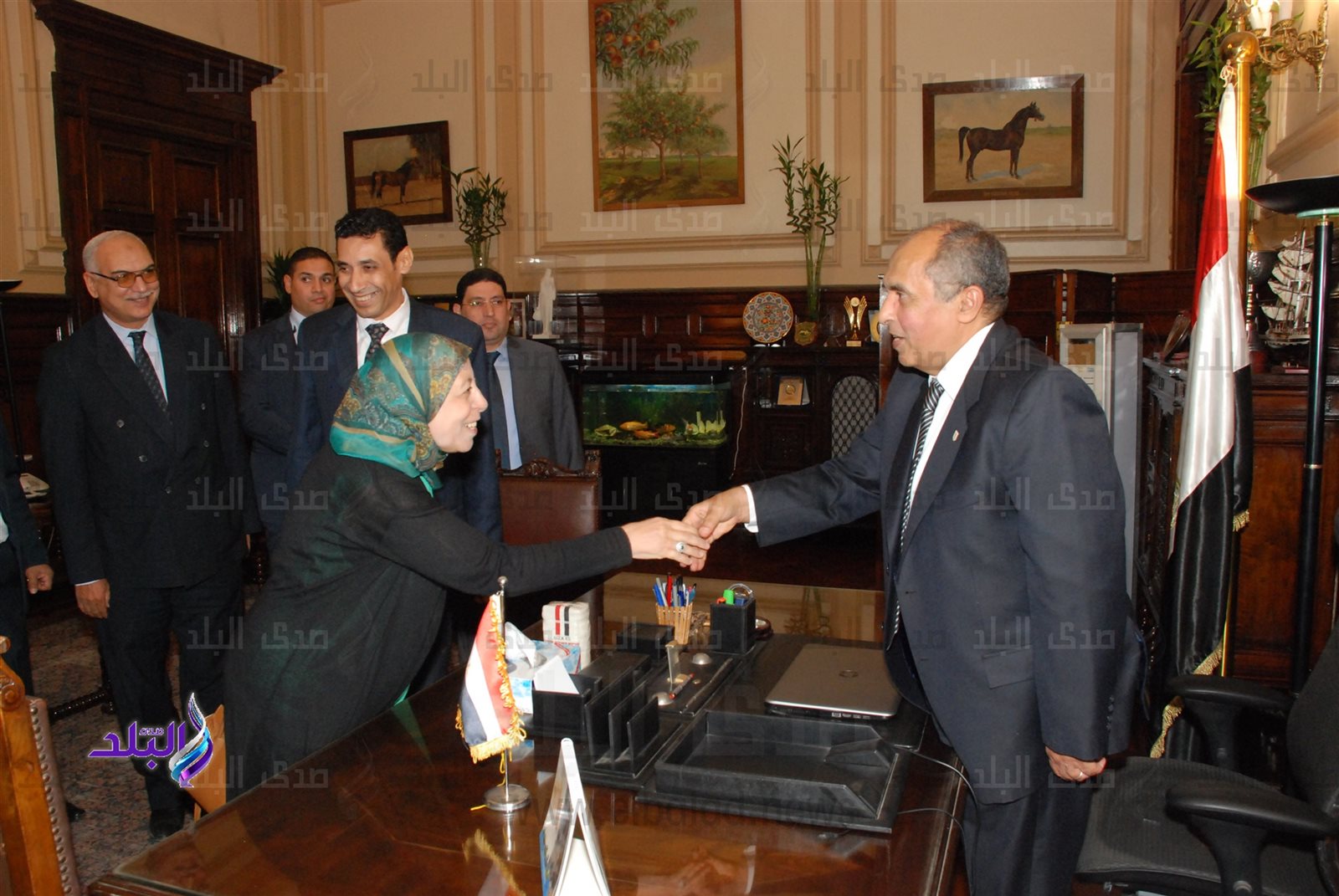 وزير الزراعة خلال لقائه مع قيادات الوازرة 