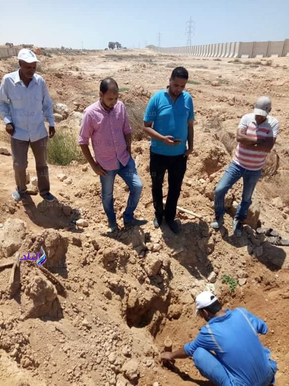 ازالة 5 تعديات على خط المياة الرئيسي بالضبعة