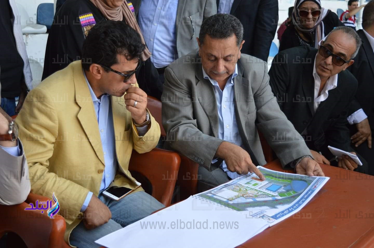 وزير الرياضة يطلع على مخطط تطوير مركز شباب استاد بورسعيد
