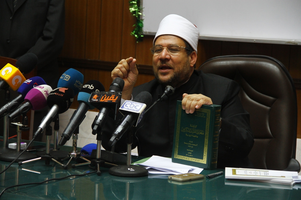 مختار جمعة: رجل فقير فى دولة قوية خير من غني فى دولة فقيرة