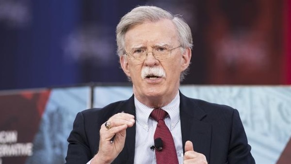 بوتين ومستشار الأمن القومي الأمريكي