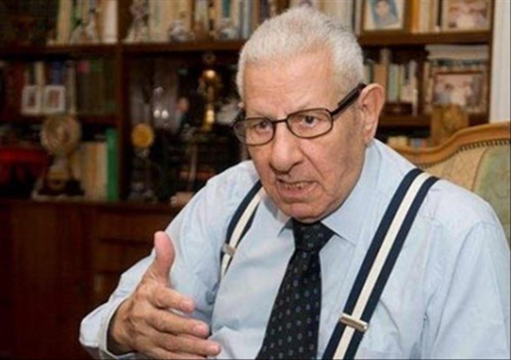 مكرم محمد احمد