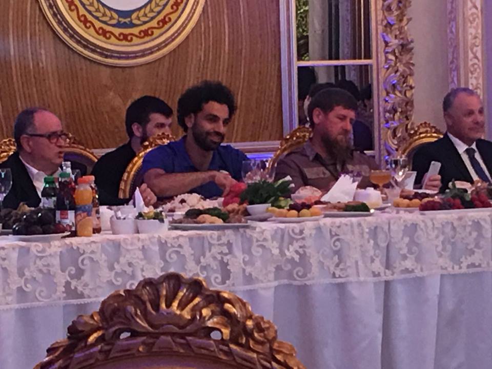 بعثة المنتخب تلبي دعوة الرئيس الشيشاني على العشاء بعثة المنتخب تلبي دعوة الرئيس الشيشاني على العشاء