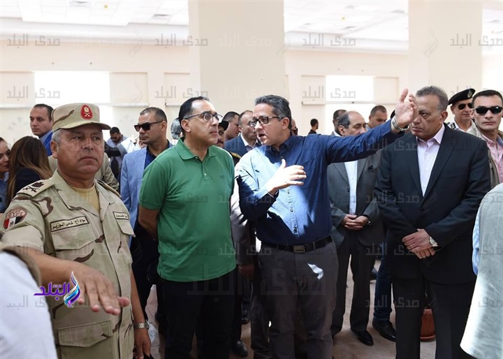 رئيس الوزراء فى هضبة الاهرامات