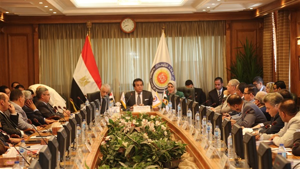 الأعلى للجامعات يوافق على فصل فرع جامعة الوادي الجديد 