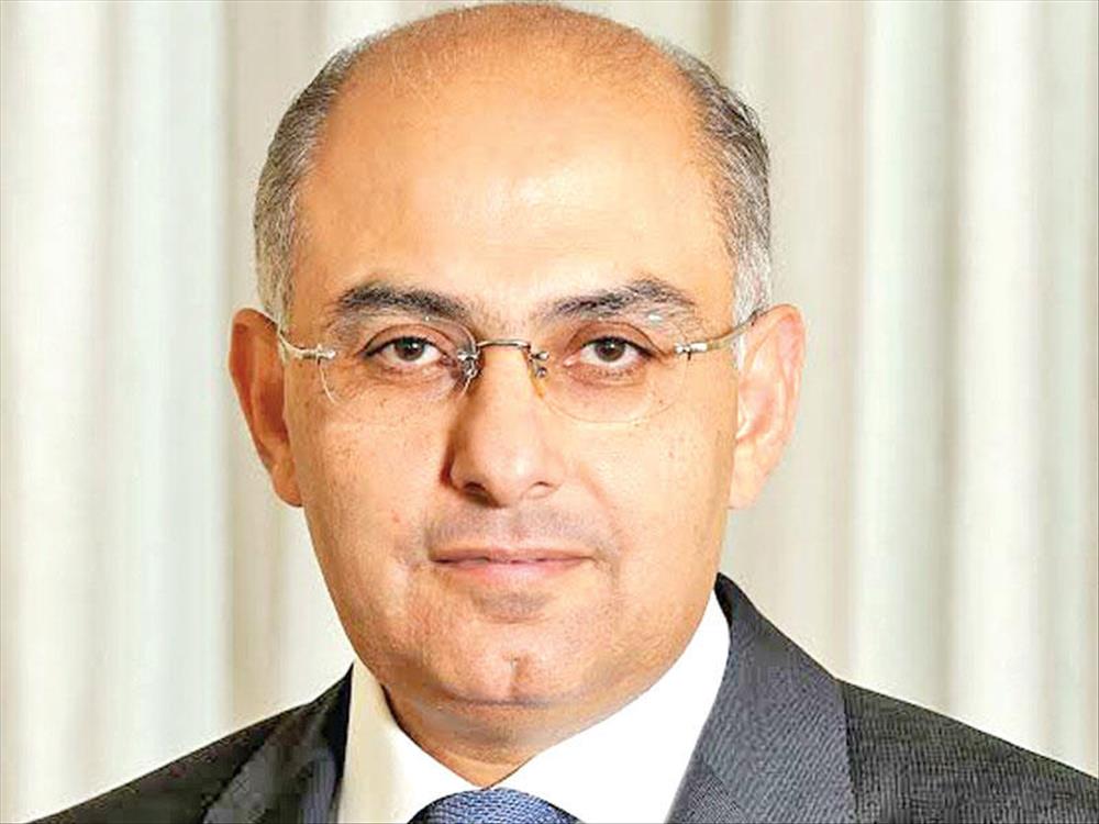 السفير أشرف سلطان، المتحدث الرسمى لمجلس الوزارء