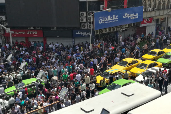 من تظاهرات طهران اليوم