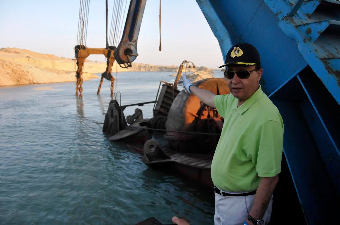 الفريق مهاب مميش رئيس هيئة قناة السويس الفريق مهاب مميش رئيس هيئة قناة السويس