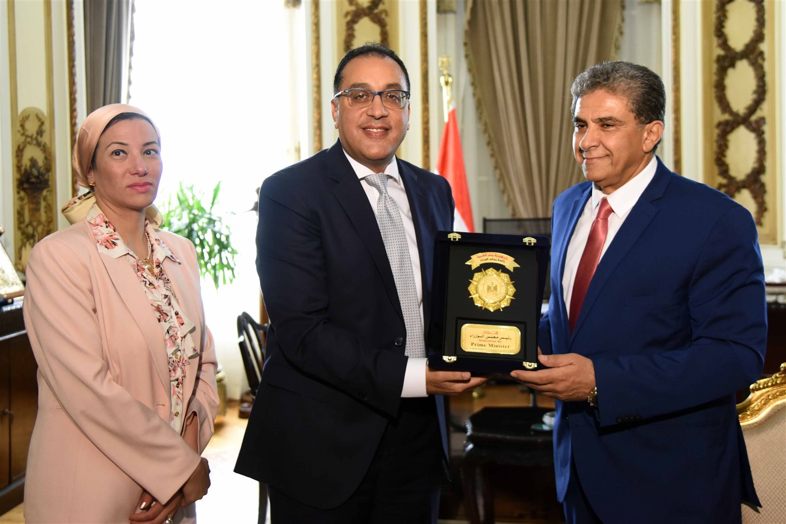 الدكتور مصطفى مدبولي، رئيس مجلس الوزراء الدكتور مصطفى مدبولي، رئيس مجلس الوزراء