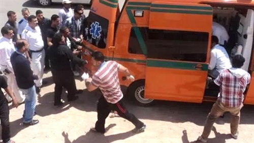صورة أرشيفية - إصابة ميكانيكى بطلقة طائشة صورة أرشيفية - إصابة ميكانيكى بطلقة طائشة