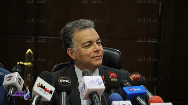 هشام عرفات وزير النقل هشام عرفات وزير النقل