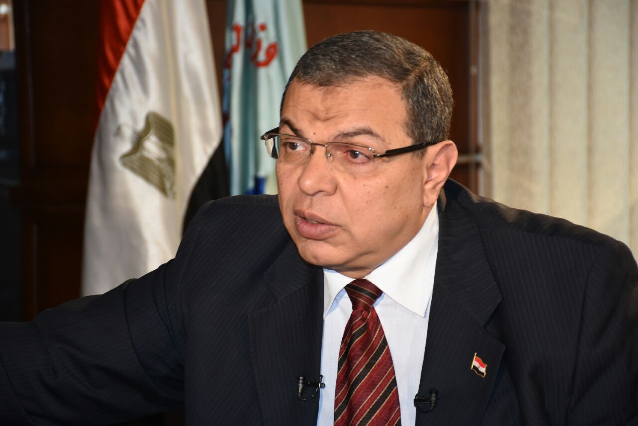 وزير القوى العاملة