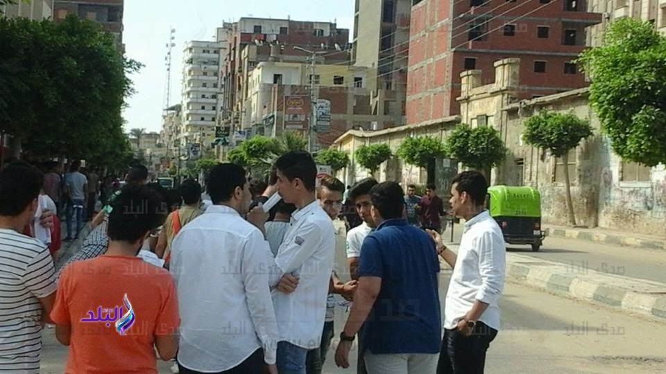 طلاب علمى رياضة بالبحيرة يشيدون بسهولة إمتحان "الاستاتيكا"