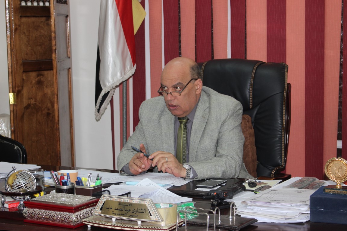 الشناوي عايد وكيل وزارة التربية والتعليم بالغربية