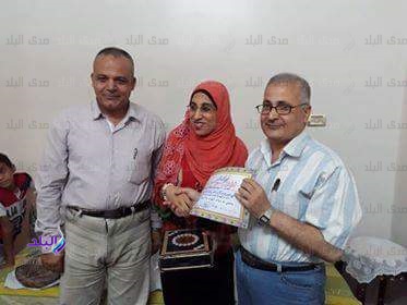 جانب من التكريم جانب من التكريم
