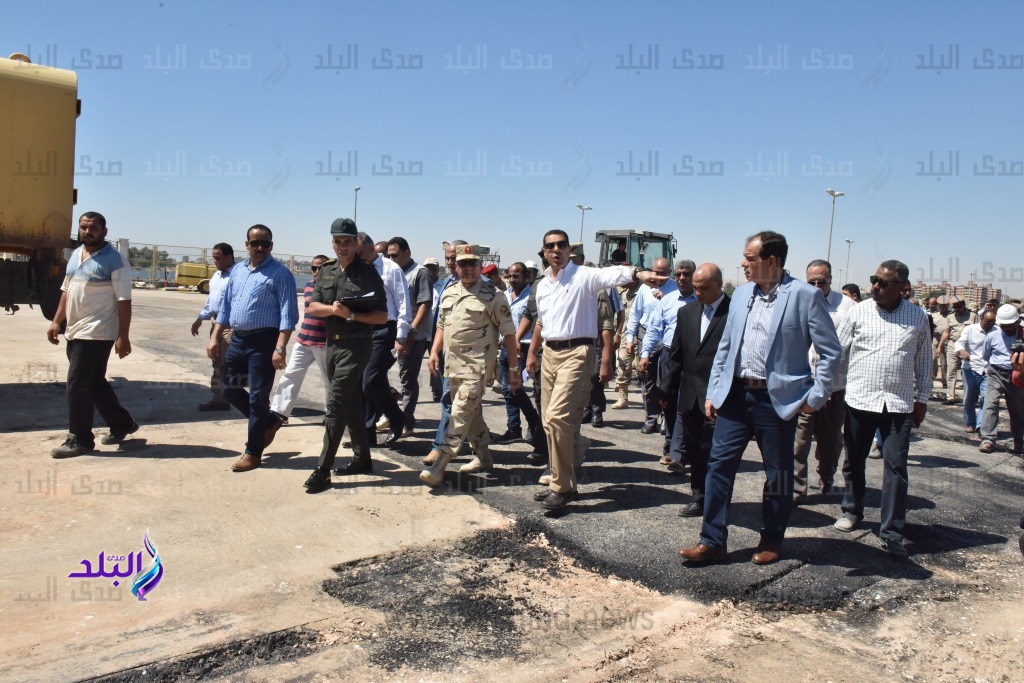 جانب من زيارة وزير الري لقناطر أسيوط